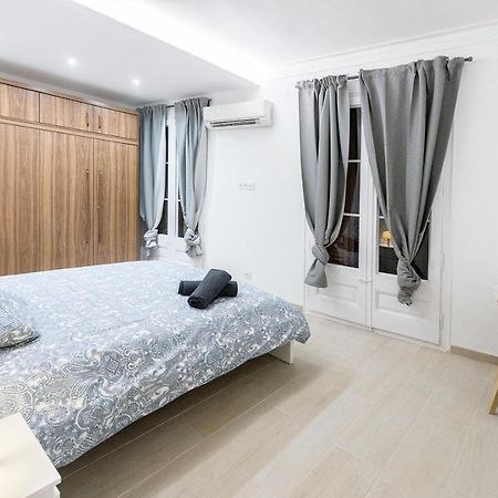 Sagrada Familia Apartments บาร์เซโลนา ภายนอก รูปภาพ
