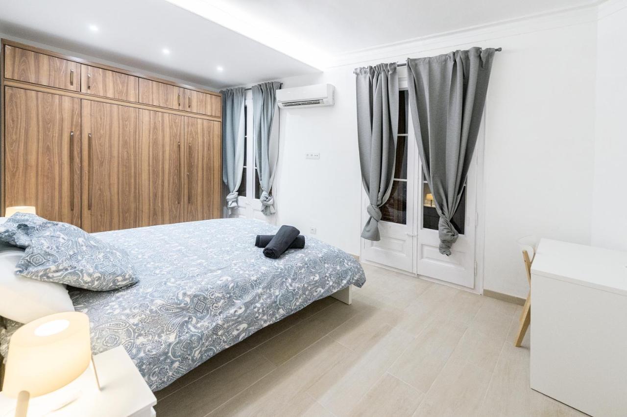 Sagrada Familia Apartments บาร์เซโลนา ภายนอก รูปภาพ